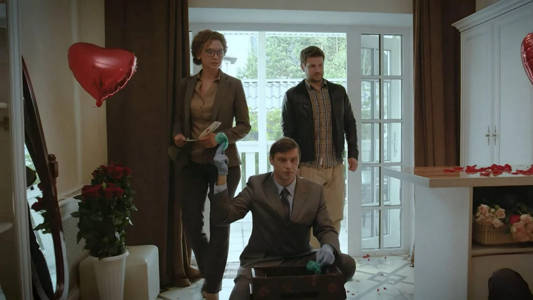 Сериал Свои