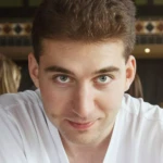 Антон Звездин