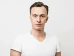 Денис Старков