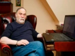 Дмитрий Светозаров