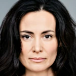 Идил Юнер