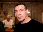 Олег Чернов