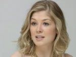 Rosamund Pike